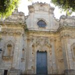 Facciata barocca della Chiesa di Santa Teresa a Nardò, Lecce.
