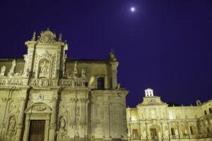 lecce piazza duomo e Cattedrale di Maria Santissima Assunta e San Oronzo