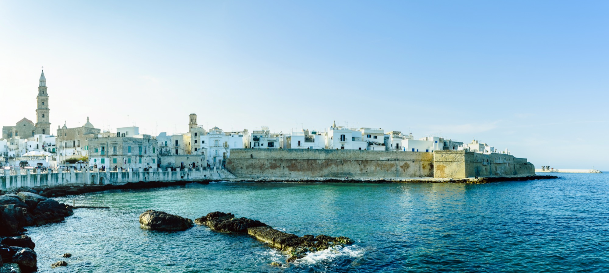 monopoli italia fronte mare