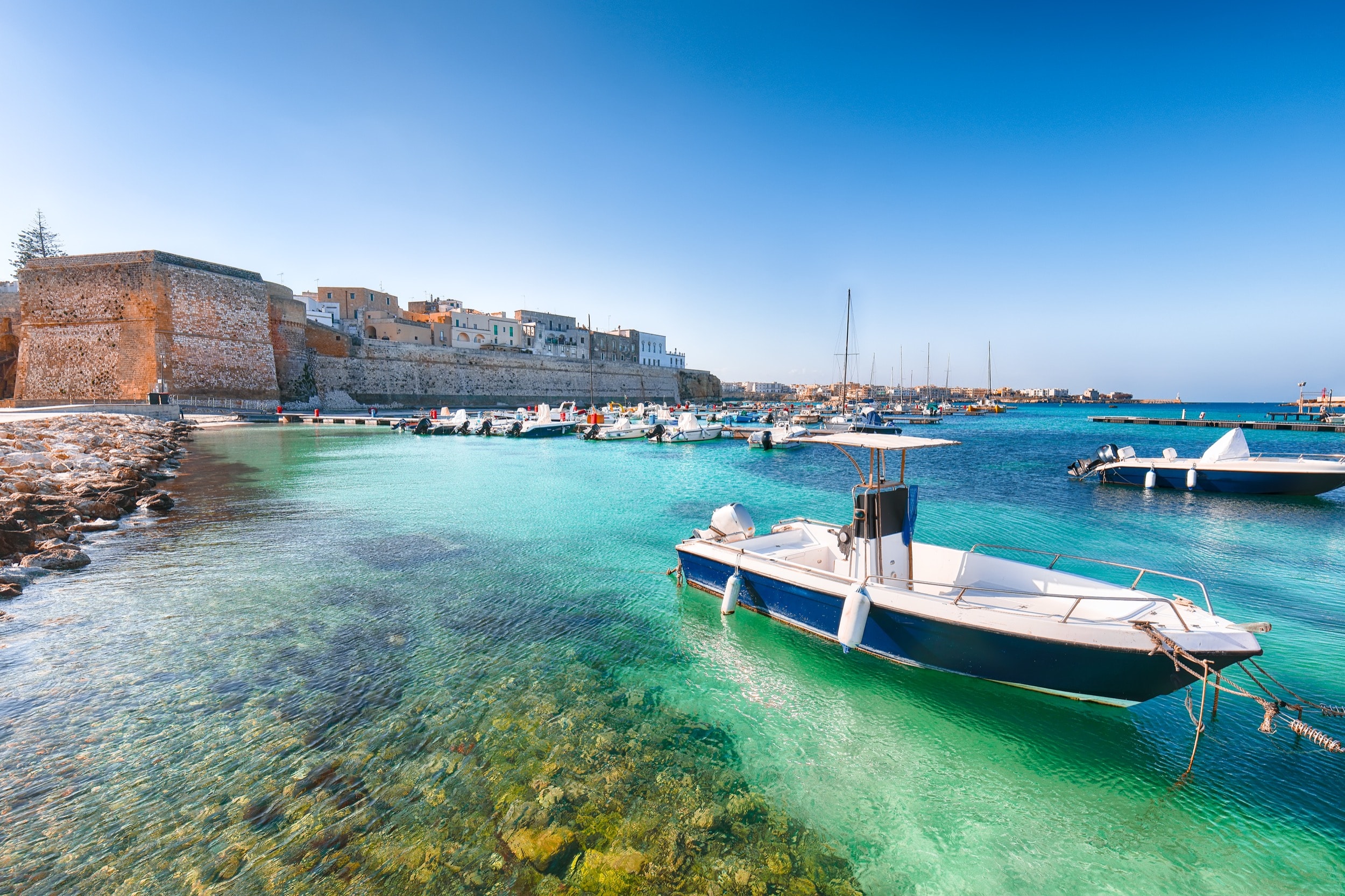 otranto barche nel porto