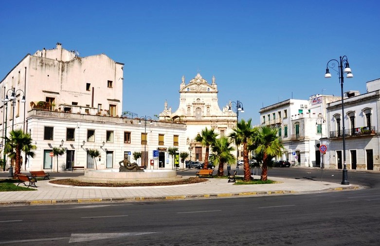 piazza san pietro galatina lecce salentocab